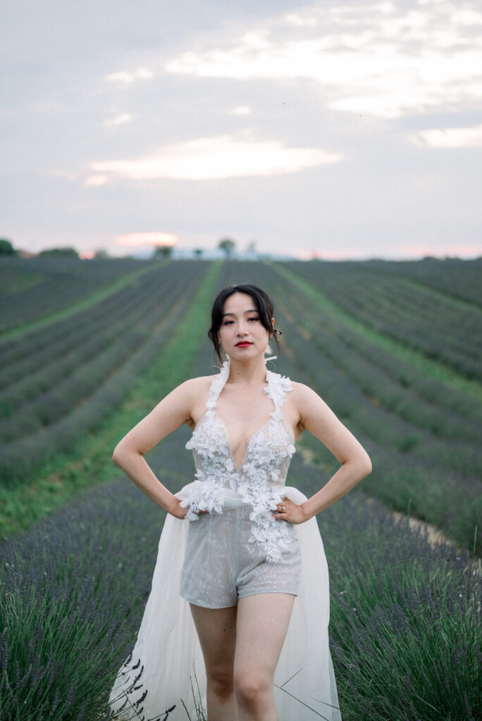 engagement lavender photoshoot in Provence at sunset