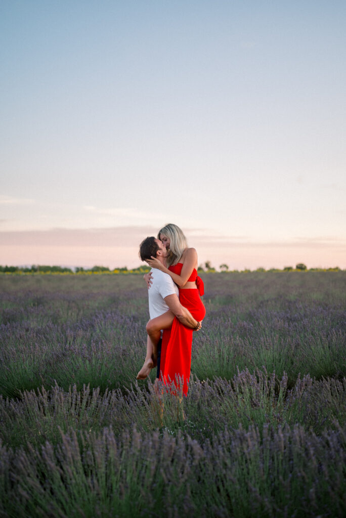 séance photo fiançailles lavande valensole